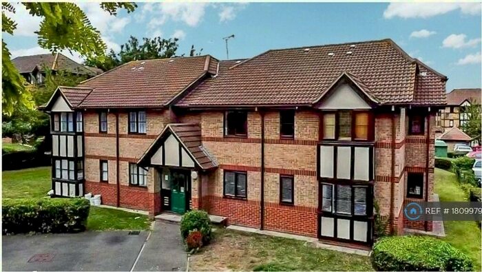 2 Bedroom Flat To Rent In Osbourne Road, Dartford, DA2