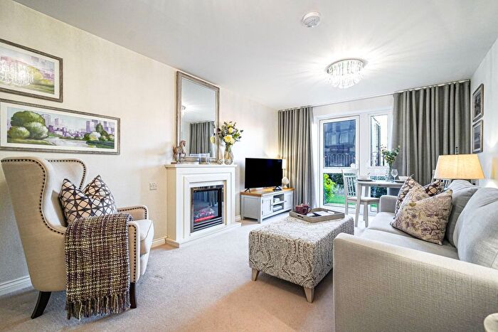 1 Bedroom Flat For Sale In Highbury Lodge, Apartment, Kings Heath, B14