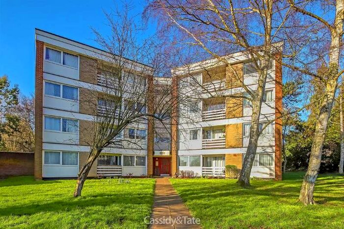 2 Bedroom Apartment To Rent In Thirlestane, Lemsford Road, St Albans, AL1