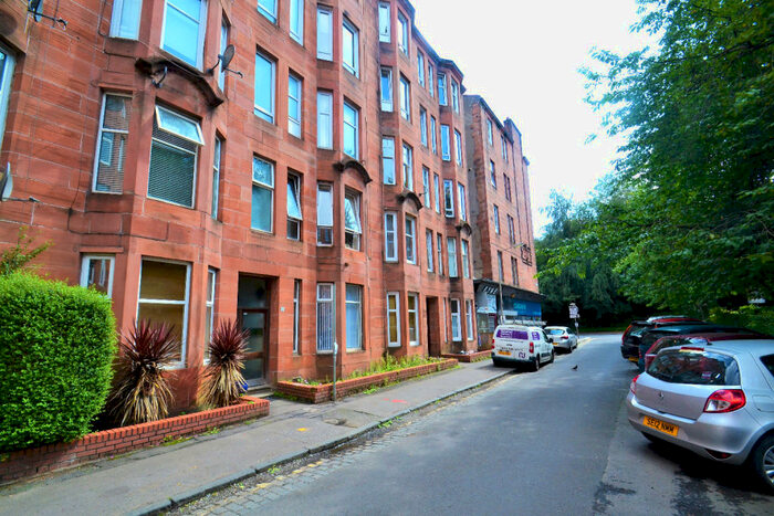 1 Bedroom Flat To Rent In Springhill Gardens, Shawlands, G41