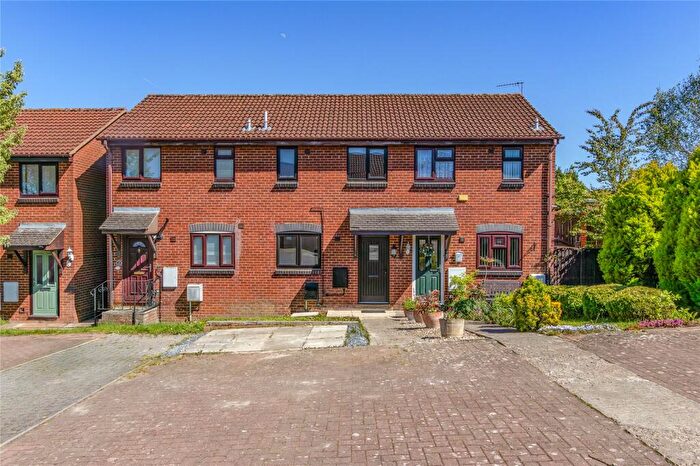 2 Bedroom Terraced House For Sale In Toppers Close, Haydon Wick, Swindon, Wiltshire, SN25