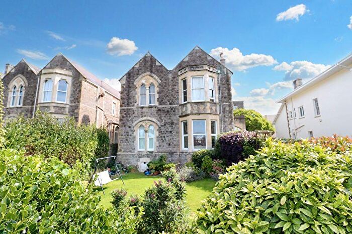2 Bedroom Flat To Rent In Bellevue Road, Clevedon, BS21