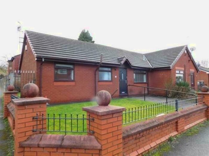 2 Bedroom Bungalow To Rent In Graver Lane, Manchester, M40