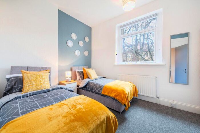 2 Bedroom House To Rent In Cranbrook Road, Bristol, BS6