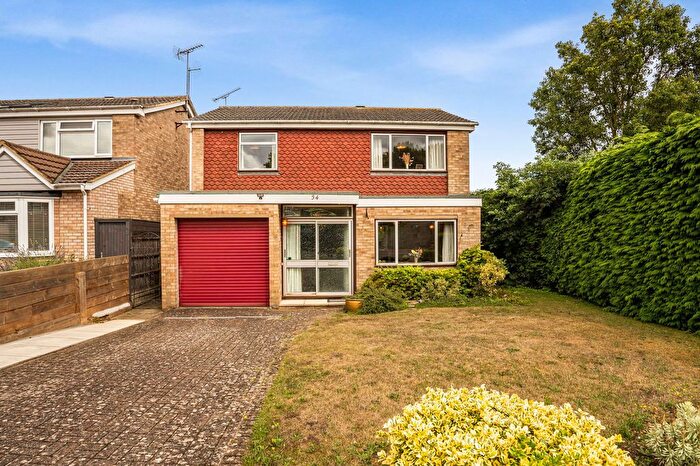 4 Bedroom Detached House For Sale In The Crest, Sawbridgeworth, CM21