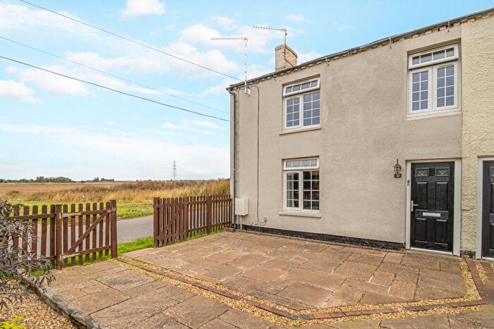 3 Bedroom Semi-Detached House For Sale In Mill Road, Wiggenhall St. Germans, King's Lynn, Norfolk, PE34