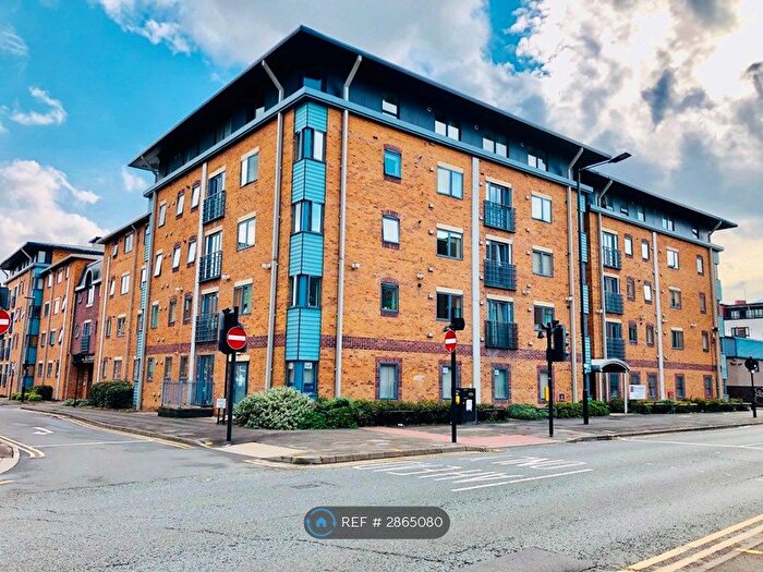 2 Bedroom Flat To Rent In Leadmill Court, Sheffield, S1