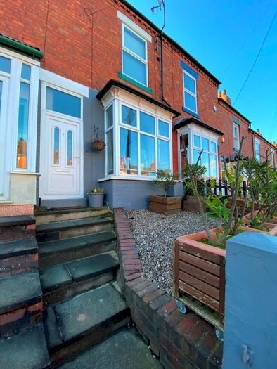 2 Bedroom Terraced House To Rent In Clifford Road, Smethwick, Birmingham, B67