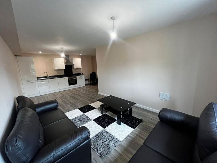 2 Bedroom Flat To Rent In Drawbridge House, City Road, Manchester, M15