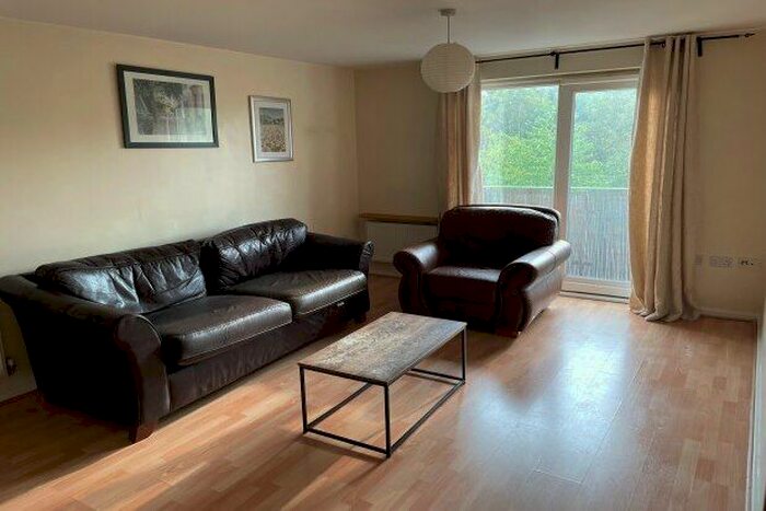 2 Bedroom Flat To Rent In Lower Hall Street, St. Helens, WA10