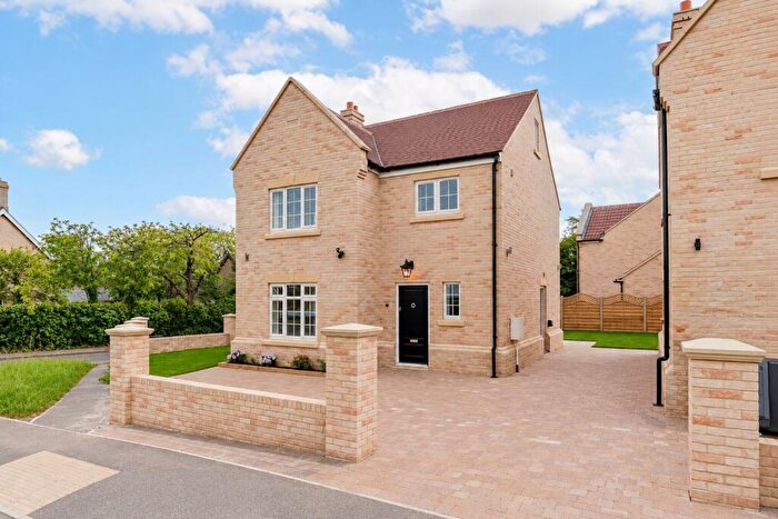 4 Bedroom Detached House For Sale In Potton Road, Hilton, Huntingdon, Cambridgeshire, PE28