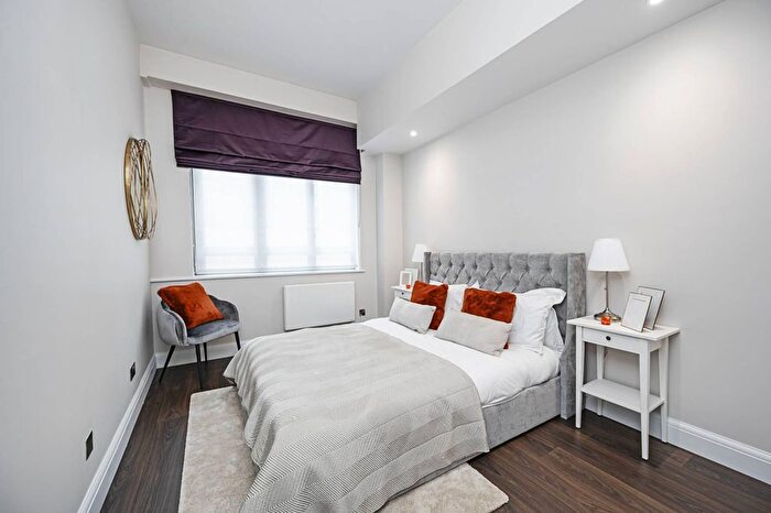 1 Bedroom Flat To Rent In City Road, Old Street, London, EC1V