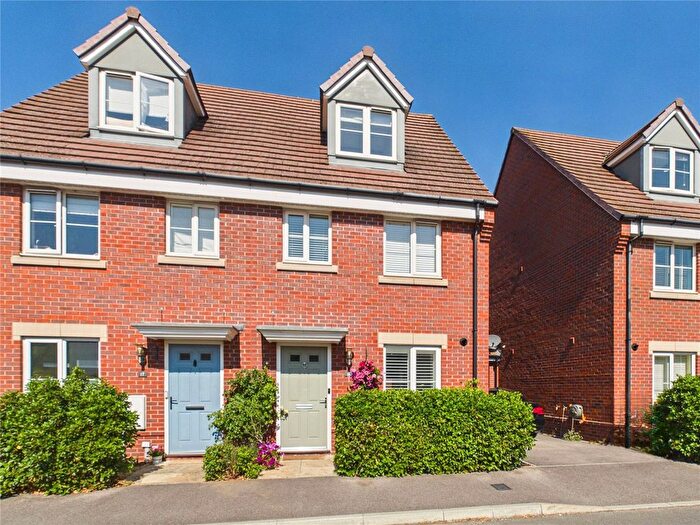 3 Bedroom Semi-Detached House For Sale In Red Kite Road, Chinnor, Oxfordshire, OX39
