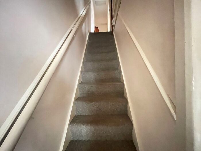 3 Bedroom Terraced House For Sale In Gertrude Street, Grimsby, DN32