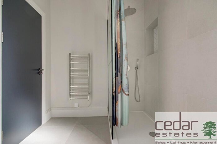 1 Bedroom Flat To Rent In Mansfield Heights, East Finchley, N2
