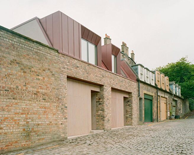 3 Bedroom Mews For Sale In Canon Lane, Edinburgh, EH3