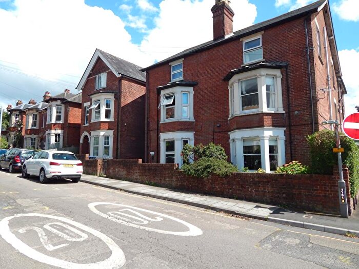 1 Bedroom Flat To Rent In Wyndham Road, Salisbury, SP1