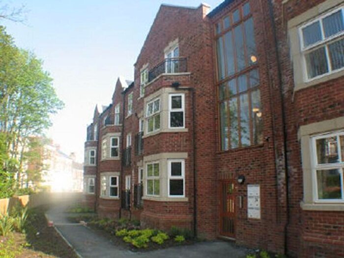 2 Bedroom Apartment To Rent In Deanery Court, Darlington, DL3