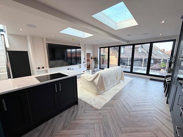 3 Bedroom Penthouse To Rent In The Penthouse, Welsh Row, Nantwich, Cheshire, CW5