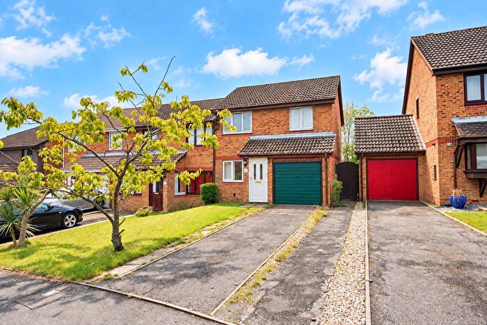 3 Bedroom End Of Terrace House For Sale In The Meadows, St. Leonards-On-Sea, TN37