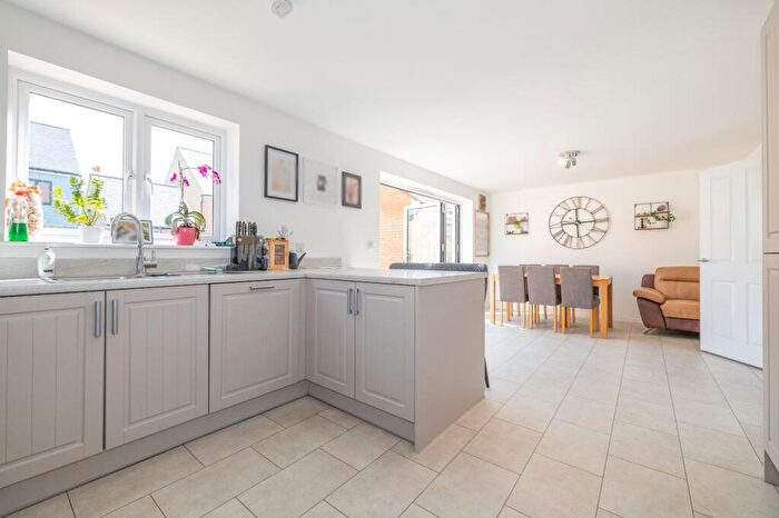 4 Bedroom Detached House For Sale In Bond Close, Faversham, Kent, ME13