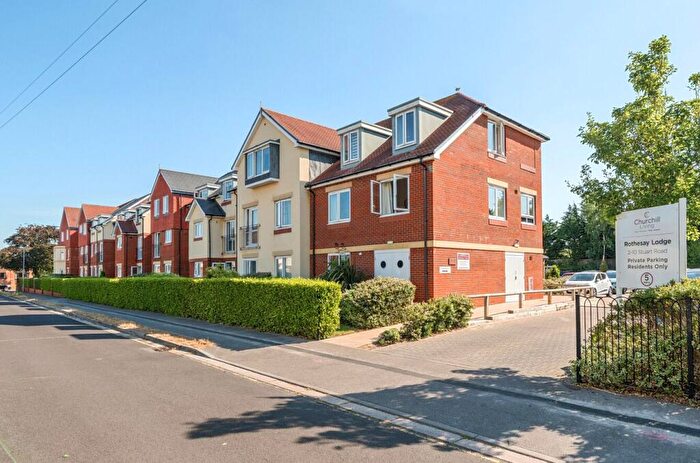 1 Bedroom Retirement Property For Sale In Stuart Road, Highcliffe, Christchurch, BH23