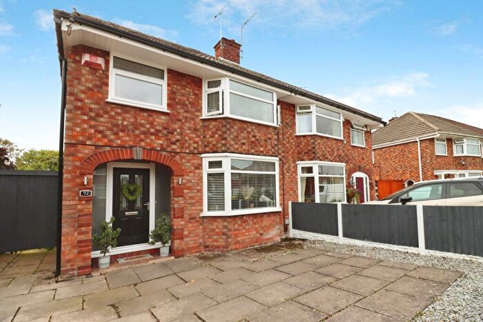 3 Bedroom Semi-Detached House For Sale In Stanhope Drive, Bromborough, CH62