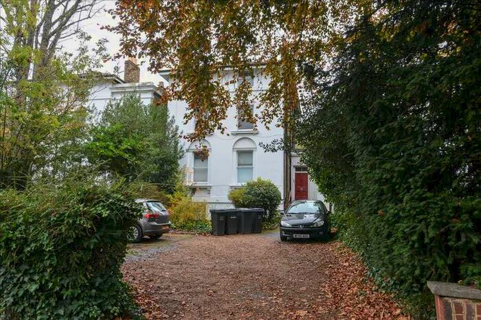 1 Bedroom Apartment To Rent In Lee Park, London, SE3