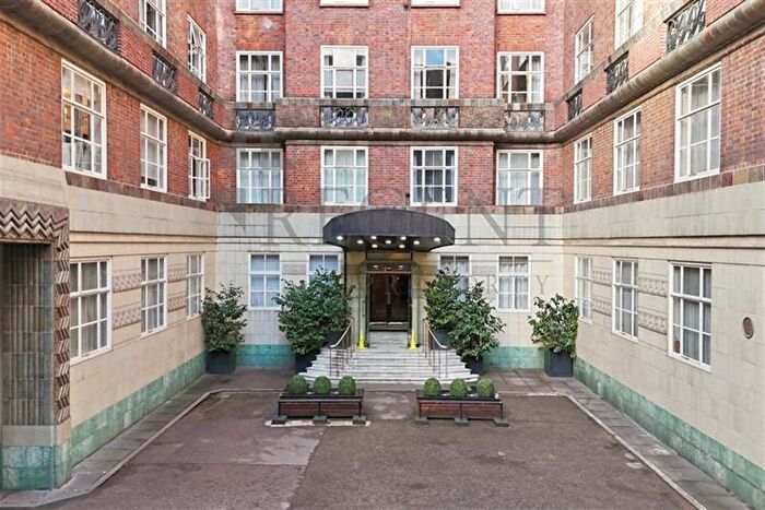 2 Bedroom Flat To Rent In Carrington House, Hertford Street, W1J