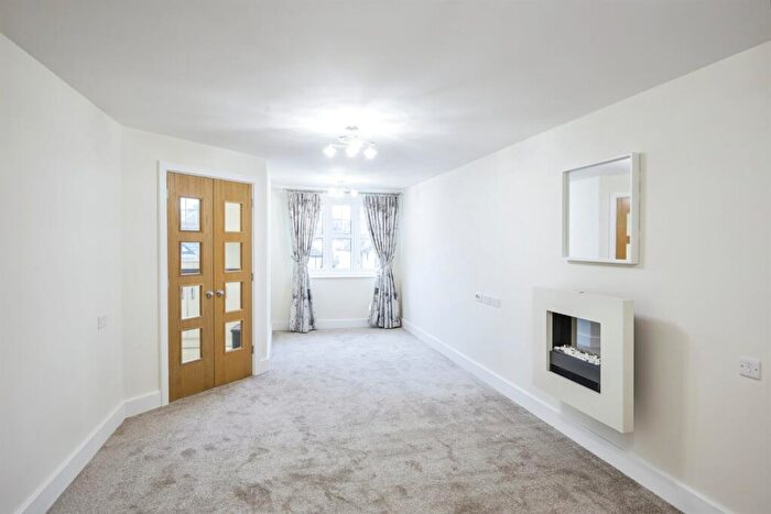 1 Bedroom Flat To Rent In Swift House, Maidenhead, Berkshire, SL6