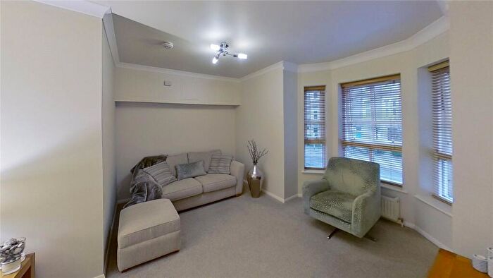 1 Bedroom Flat To Rent In McDonald Road, Edinburgh, EH7