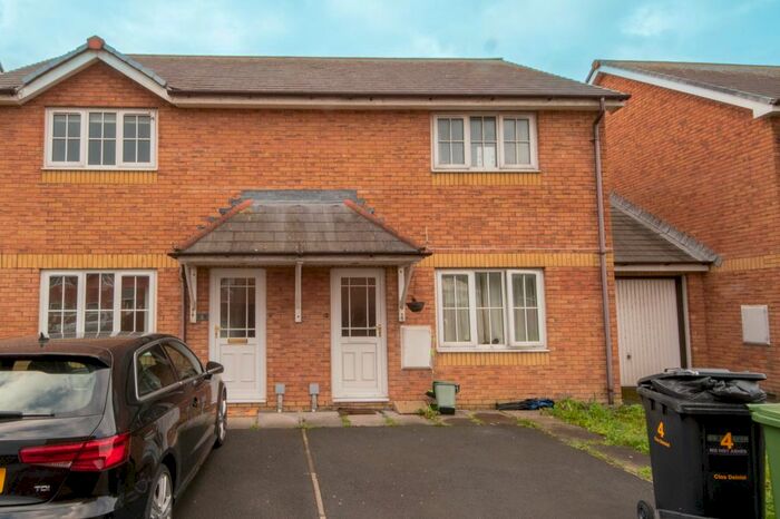 2 Bedroom Semi-Detached House To Rent In Clos Deiniol, Llanbadarn Fawr, Aberystwyth, SY23