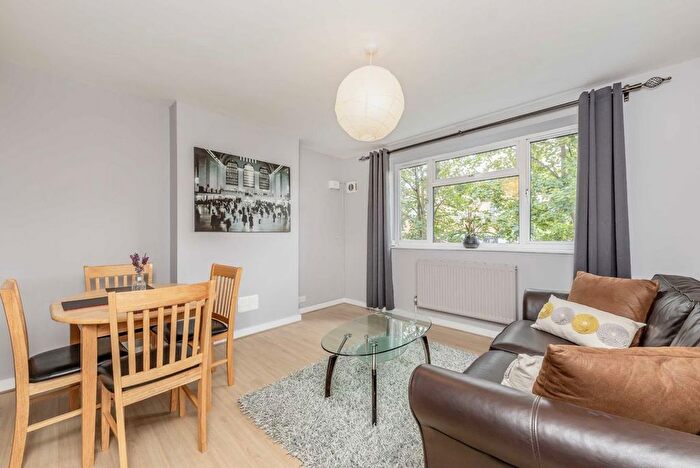 1 Bedroom Flat To Rent In Upper Tooting Road, Tooting, SW17
