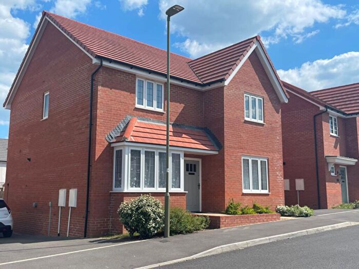 4 Bedroom Detached House For Sale In Proctor Way, Faringdon, Oxfordshire, SN7