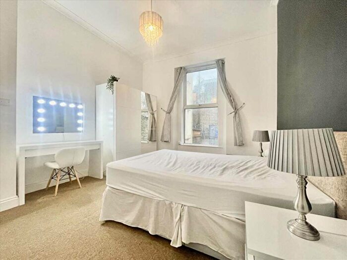 1 Bedroom Apartment To Rent In Moor View Terrace, Plymouth, Plymouth, PL4