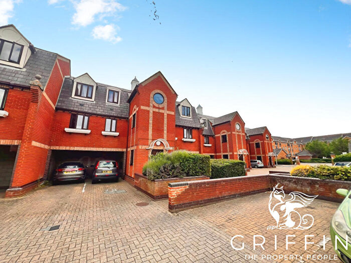 1 Bedroom Flat To Rent In Brick Court, Grays, RM17