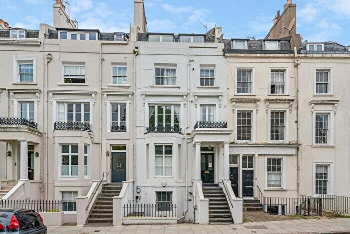 2 Bedroom Flat For Sale In Alma Square, St John's Wood, NW8