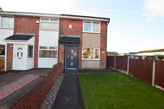 2 Bedroom End Of Terrace House For Sale In Grimshaw Lane, Middleton, Manchester, M24