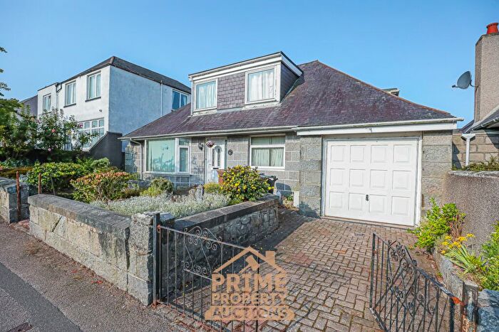 4 Bedroom Detached Bungalow For Sale In Don Street, Woodside, Aberdeen, AB24
