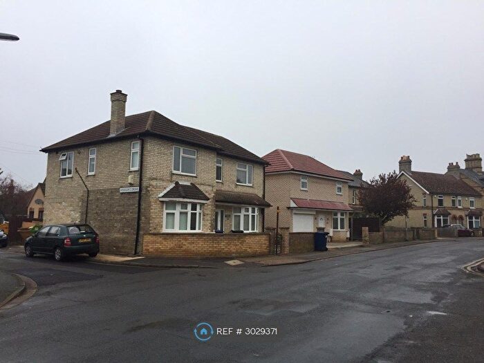 2 Bedroom Flat To Rent In Hodsons Drive, Huntingdon, PE29