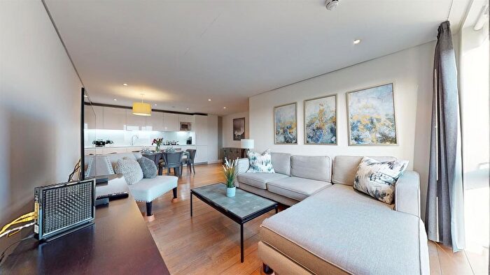 3 Bedroom Flat To Rent In Harbet Road, London, W2