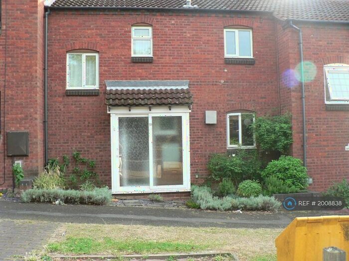 4 Bedroom Terraced House To Rent In Albion Court, Luton, LU2