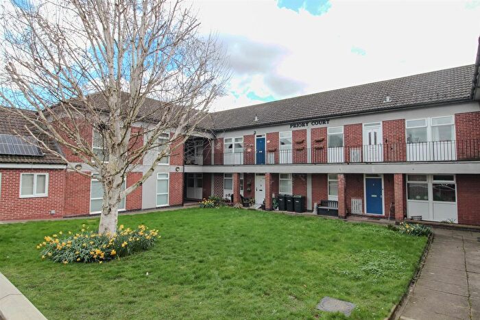 2 Bedroom Maisonette For Sale In Friday Lane, Gedling, NG4