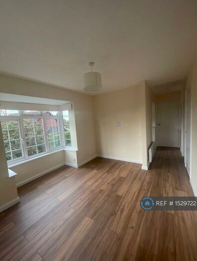 1 Bedroom Flat To Rent In Ridge Court, Coventry, CV5