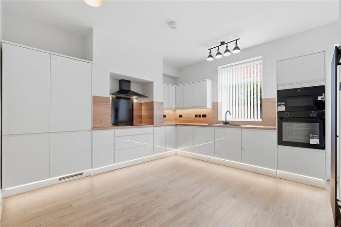 3 Bedroom Terraced House For Sale In Bury Road, Rochdale, Lancashire, OL11