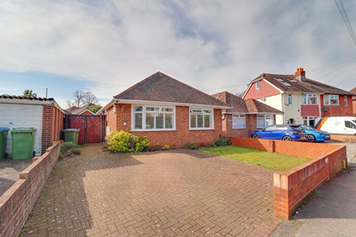 4 Bedroom Detached Bungalow For Sale In Temple Gardens, Woolston, SO19