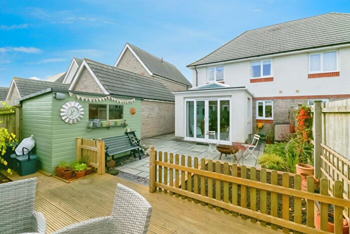 3 Bedroom Semi-Detached House For Sale In Cae Newydd, St. Nicholas, Vale Of Glamorgan, CF5