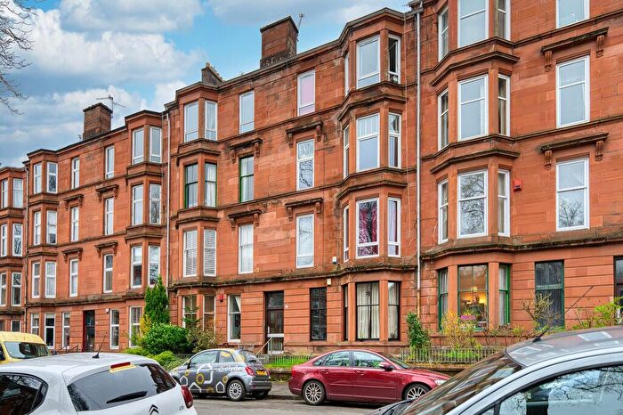 2 Bedroom Flat For Sale In Waverley Street, Flat /, Shawlands, Glasgow, G41