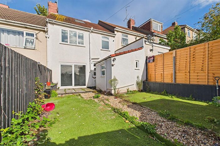 3 Bedroom Terraced House For Sale In Brislington Hill, Brislington, Bristol, BS4