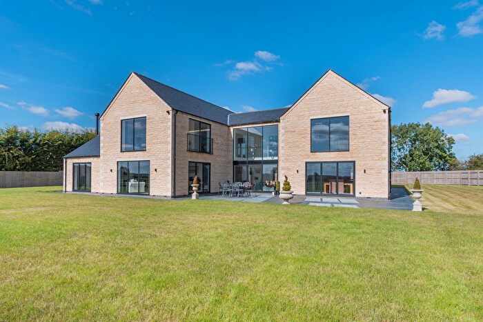7 Bedroom Detached House For Sale In Keisby Road, Lenton, Grantham, NG33